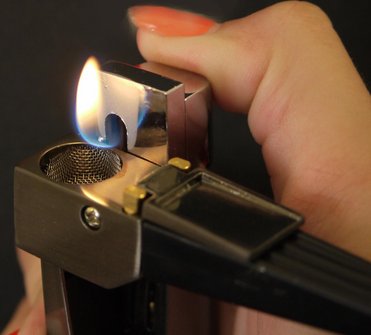 COOL Metallpfeife mit Feuerzeug, mit 5er Pack Ersatzsiebe